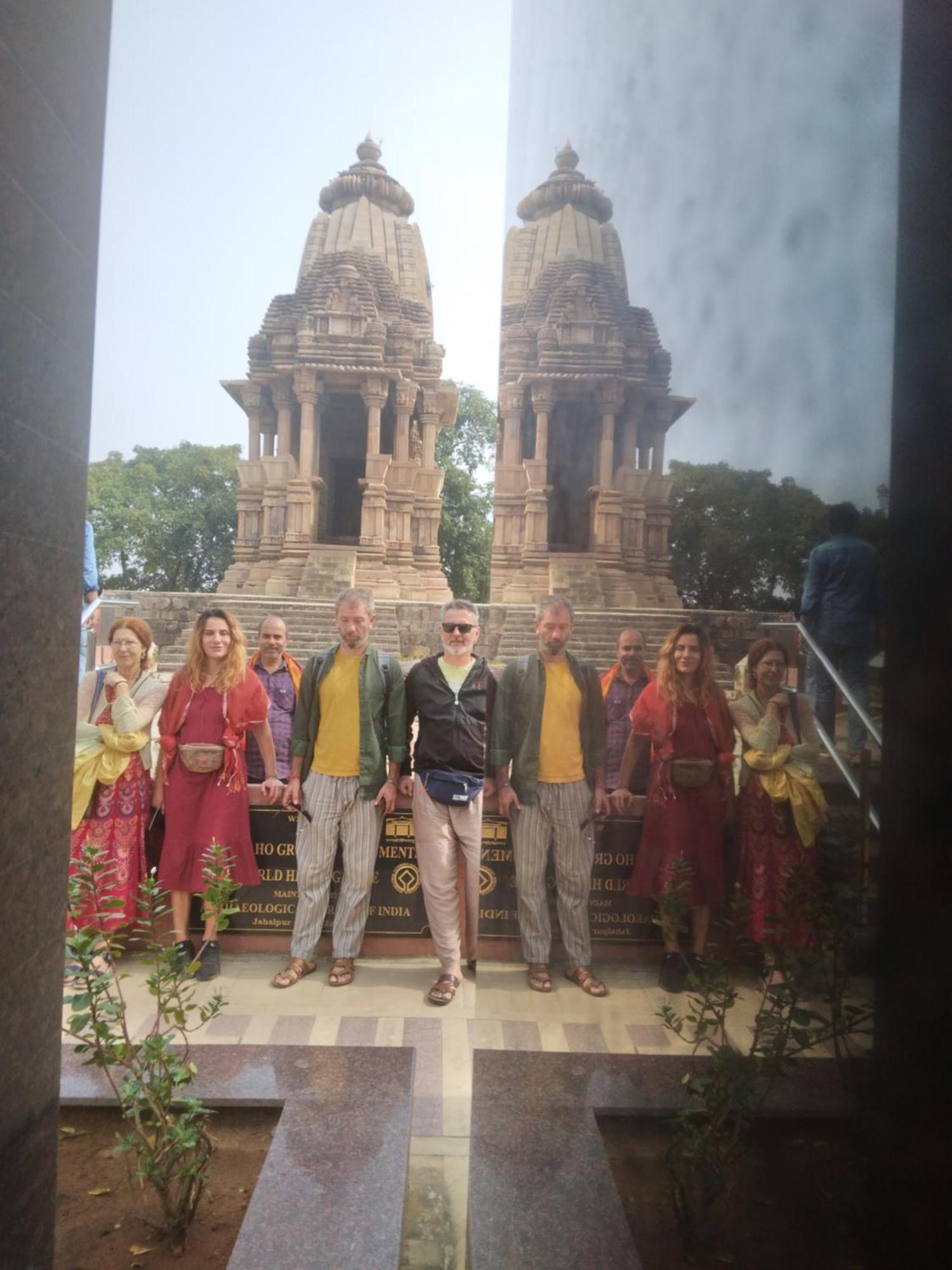 Happy Homestay Khajurāho Extérieur photo