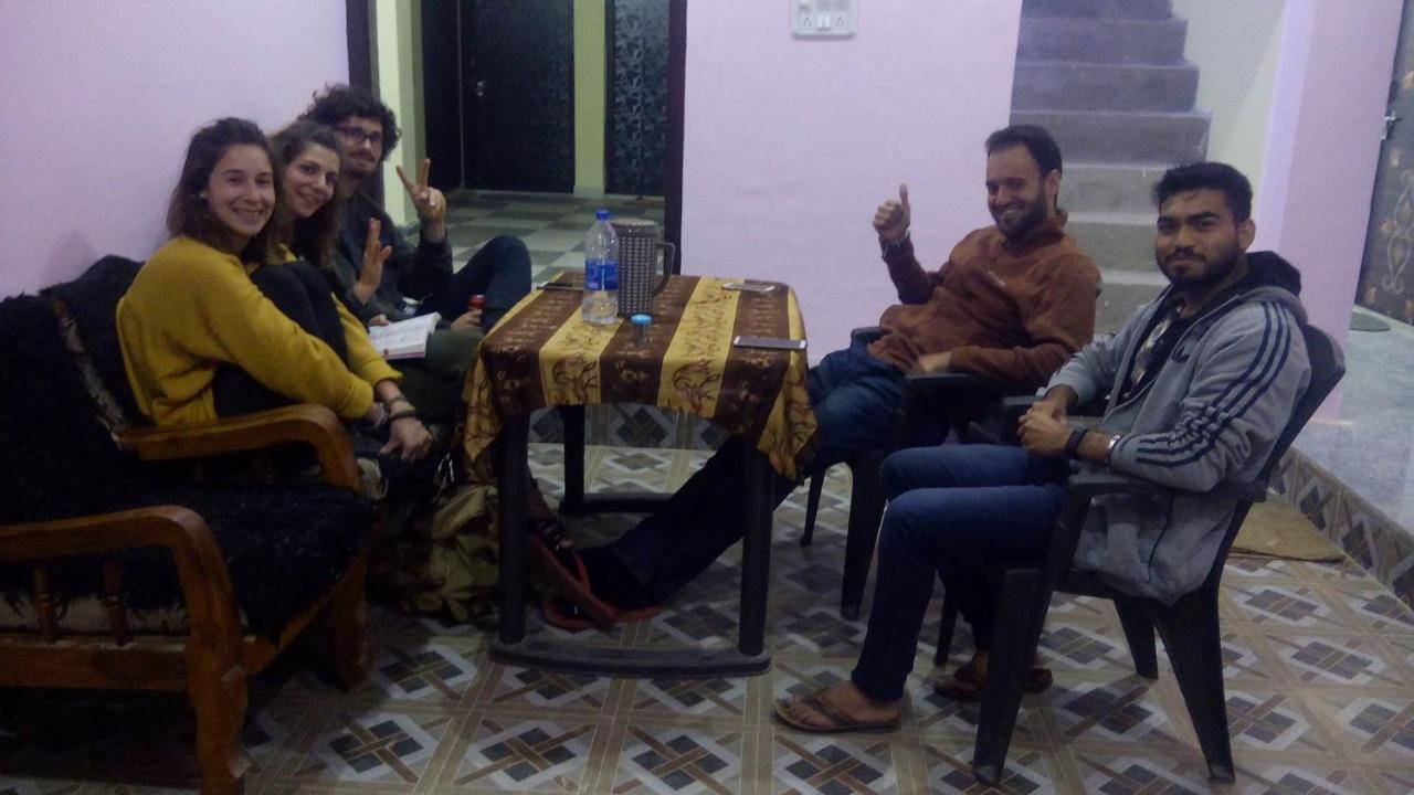 Happy Homestay Khajurāho Extérieur photo