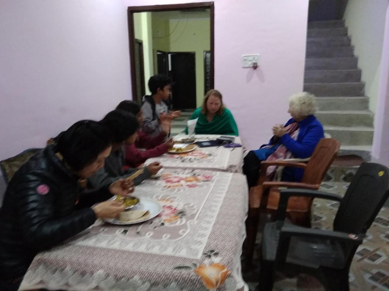 Happy Homestay Khajurāho Extérieur photo