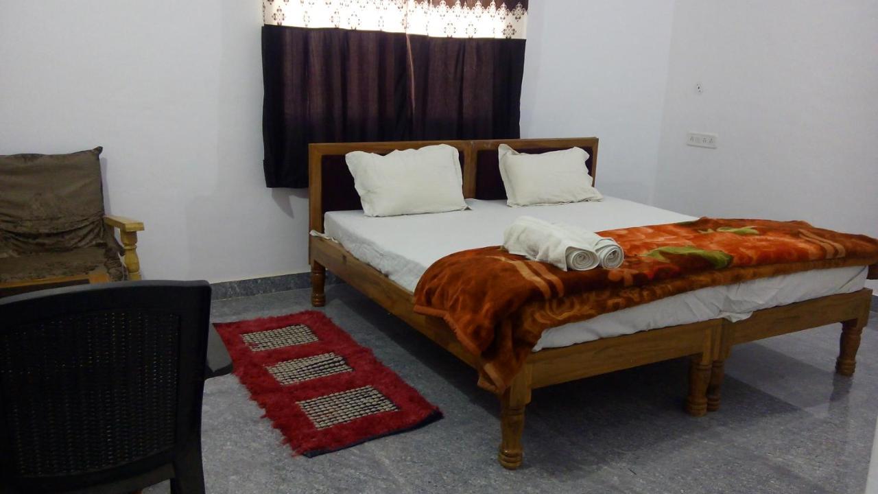 Happy Homestay Khajurāho Extérieur photo