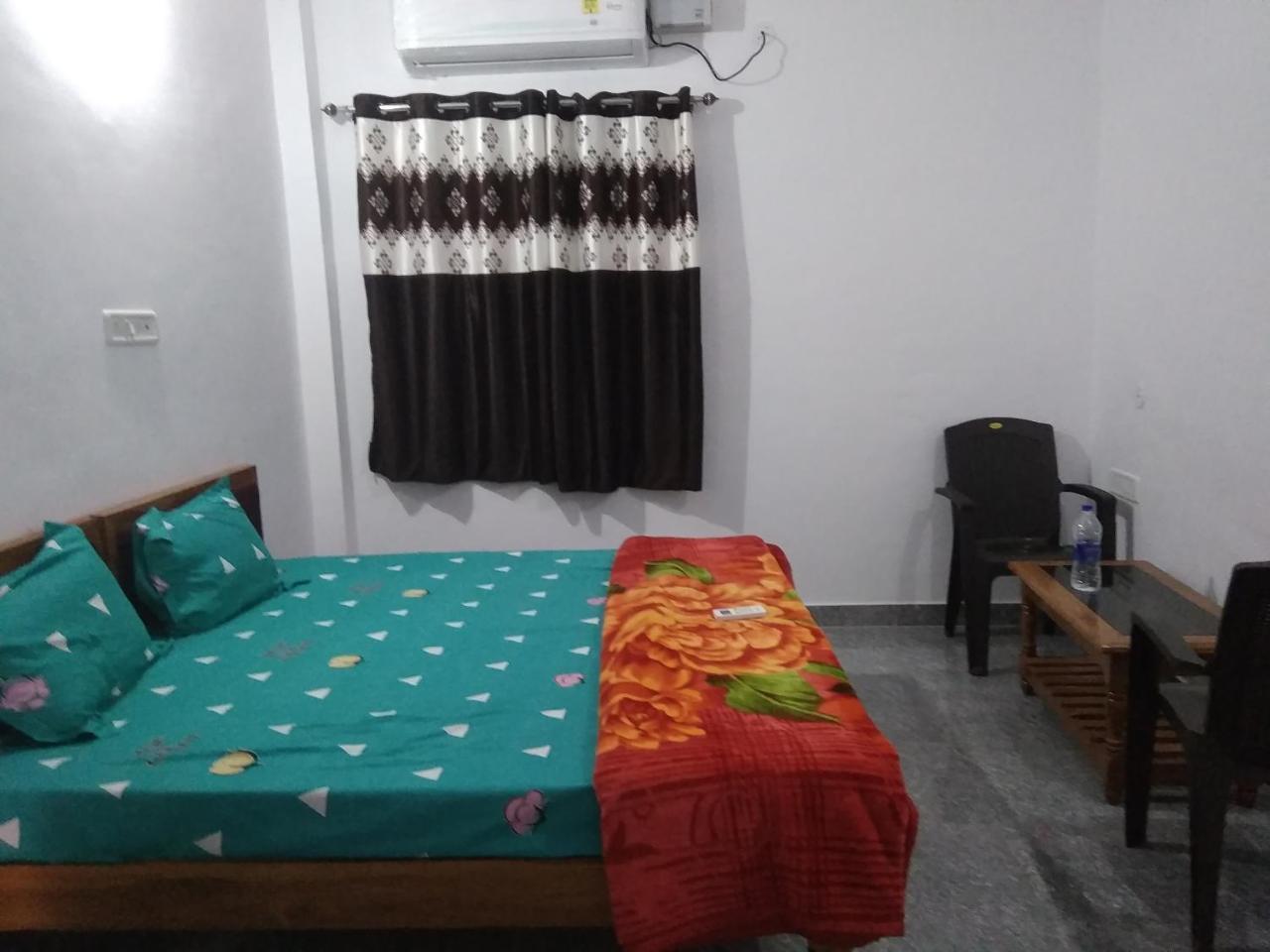 Happy Homestay Khajurāho Extérieur photo