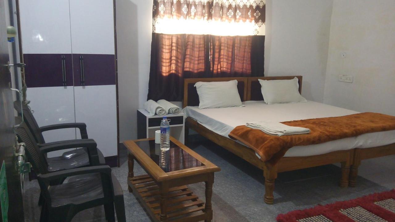 Happy Homestay Khajurāho Extérieur photo