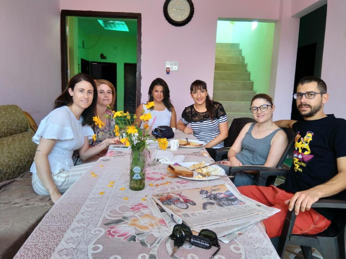 Happy Homestay Khajurāho Extérieur photo