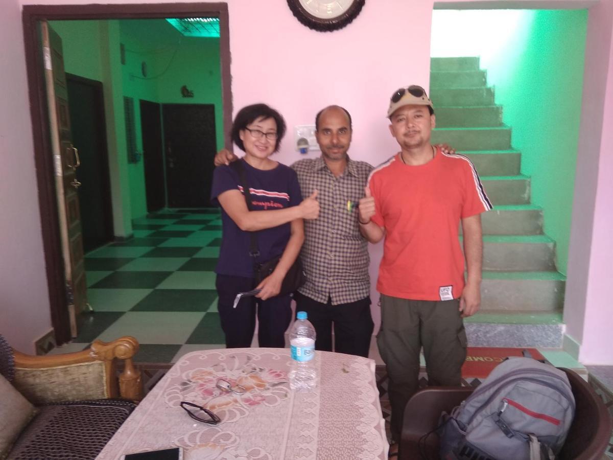 Happy Homestay Khajurāho Extérieur photo